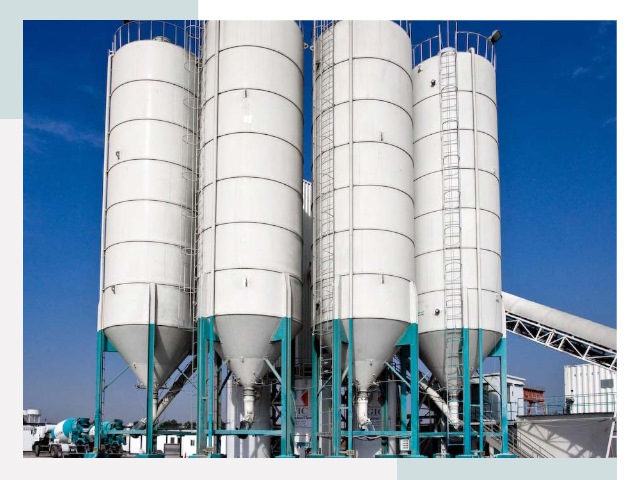 Строительство цементных силосов в Большой Камне