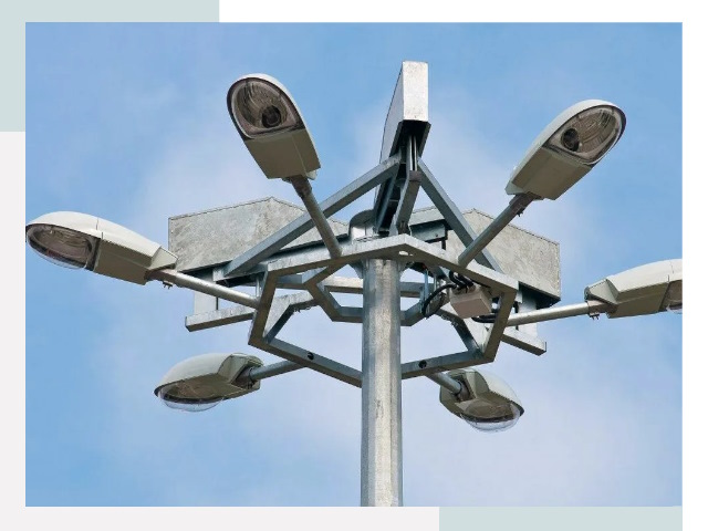 Монтаж осветительных мачт в Большой Камне