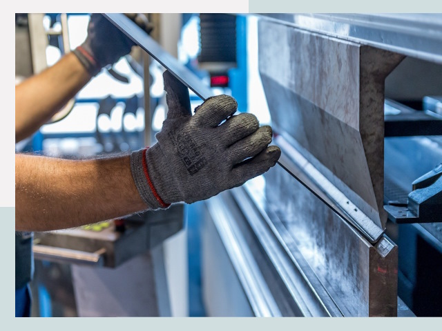 Гибка металла в Большой Камне