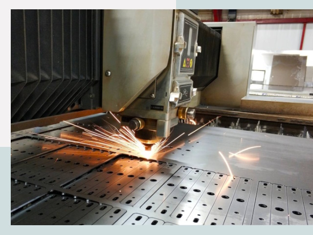 Лазерная резка металла в Большой Камне от 608 руб.